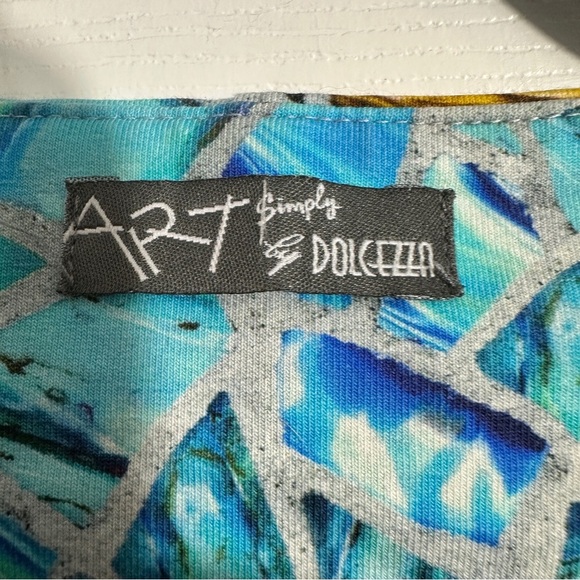 Simply Art by Dolcezza round neck zip front jacket, bold, vibrant, no size tag - Picture 2 of 7